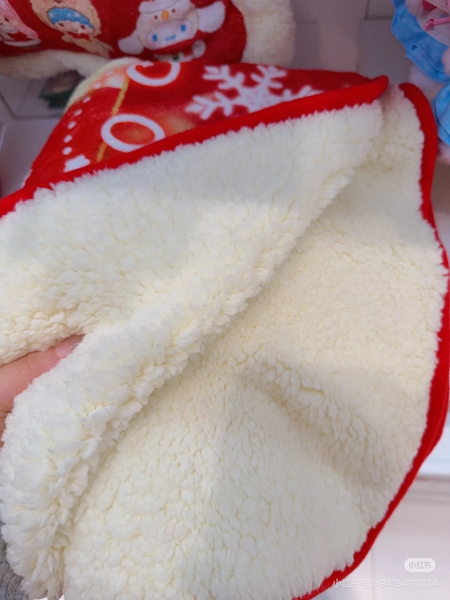 Sanrio三丽鸥｜Cushion Blanket - Christmas 2024圣诞限定可收纳加绒加厚盖毯丝绒抱枕/靠垫/正反面都可爱｜约105×1×70cm