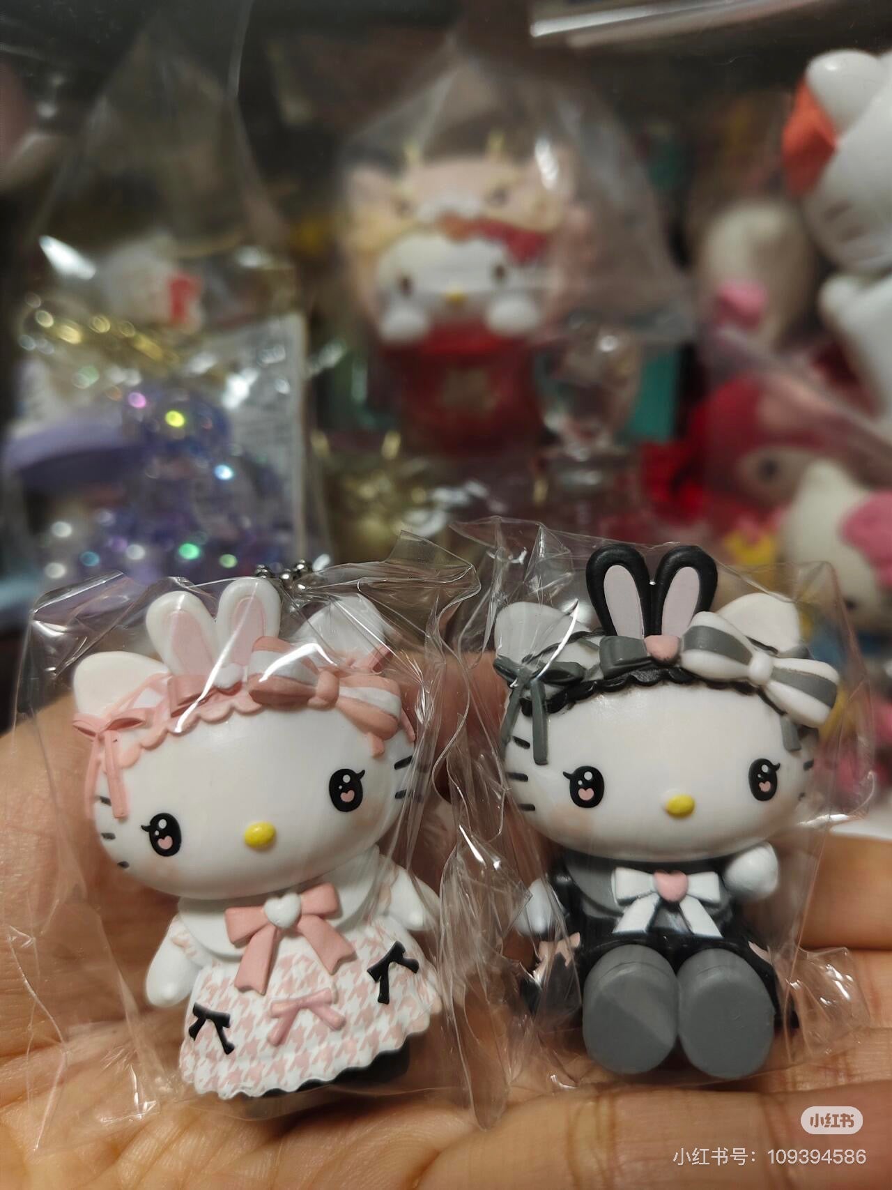 Sanrio三丽鸥｜Secret Mascot - Charm Keychain - Dream Ribbon Blind Box（a box of 8）梦幻蕾丝蝴蝶结千鸟格女仆地雷系玩偶挂件盲盒/全8种｜1枚入