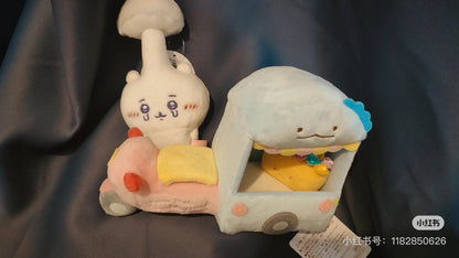 Sumikko gurashi角落生物｜San-x Sumikko Gurashi Scene Plush Toy &quot;Flower Wagon&quot; 水龙花车鲜花速递毛绒场景沙包玩偶/摆件｜约150 × 210 × 85 毫米