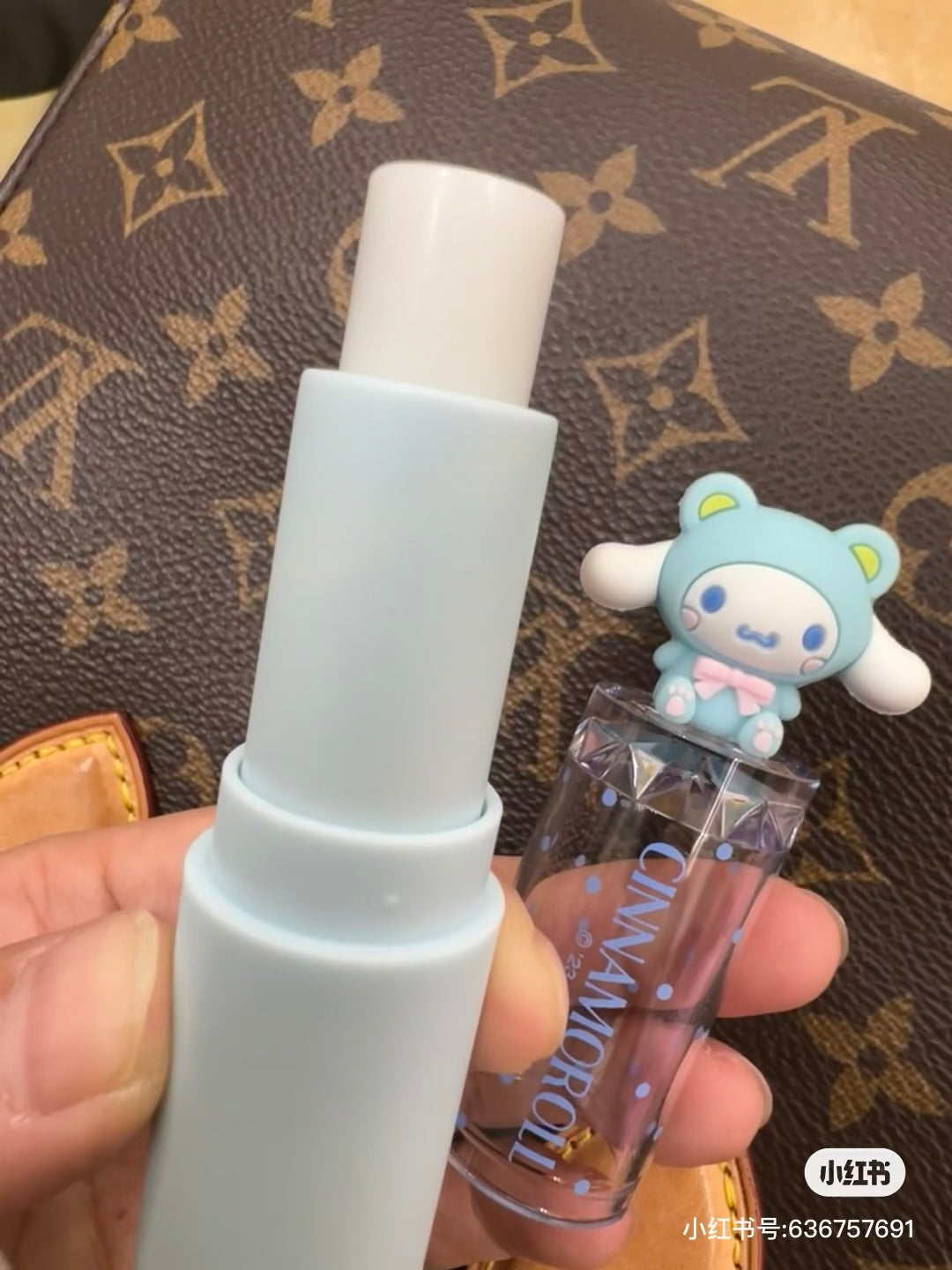 Sanrio｜2023最新Kawaii Cosme保湿润唇膏｜3.8g 尺寸: 2.5 x 2.5 x 9.7cm