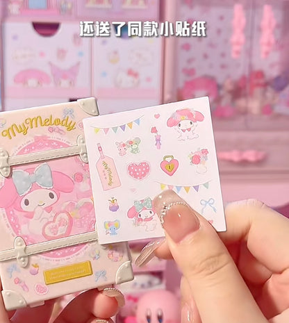 BANDAI万代｜Sanrio Characters Tiny Suitcase三丽鸥迷你复古行李箱食玩盲盒/全5种｜1枚入