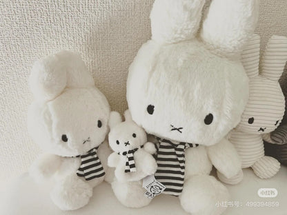 Miffy米菲｜BON TON TOYS - Miffy sitting with scarf黑白条纹围巾坐姿毛绒玩偶/公仔｜约23 cm - 9&