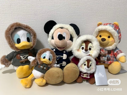 Disney ｜Winter Jacket Mickey Mouse Plush Toy东迪冬日限定大衣米奇毛绒玩偶/公仔/帽子可脱｜约高さ24×幅21×奥行き21(cm)