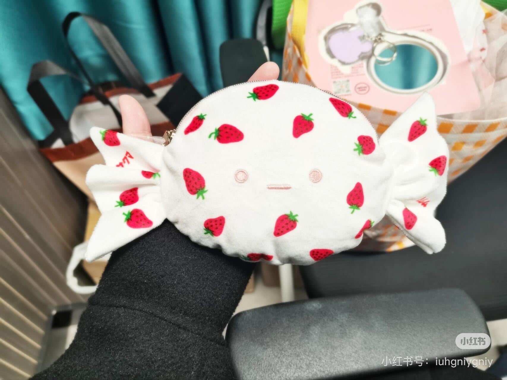 Sumikko gurashi角落生物｜San-X Tenori Plush &amp; Candy Pouch : Sakuma Strawberry Milk Candy Tapioca草莓奶糖系列糖果造型零钱包/化妆包+小玩偶/手玉｜约100×130×90mm