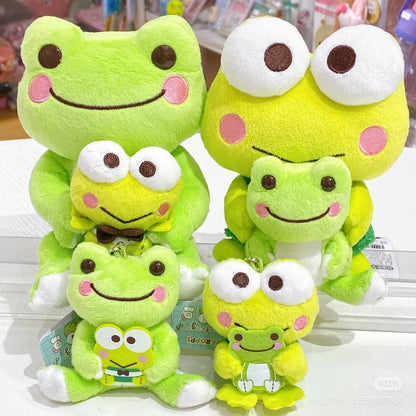 Sanrio｜Kerokero Keroppi 大眼蛙✖️泡菜蛙联名玩偶/挂件｜公仔约H15 x W11 x D13cm/挂件约10×4×9cm