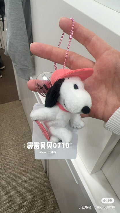 Snoopy｜原宿限定粉帽帽史努比挂件｜约W7.5xH9xD5.5c m