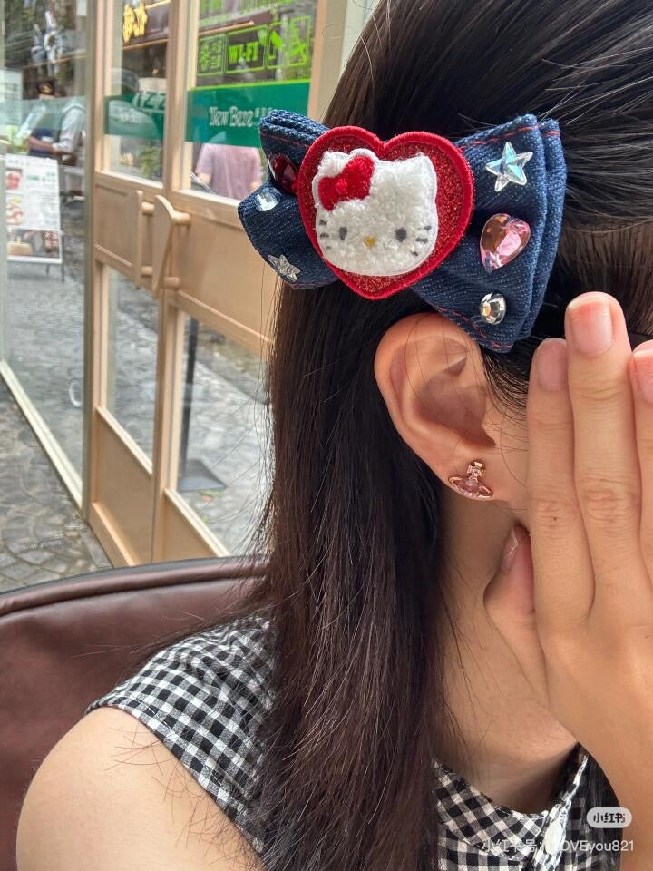 【限购1】Sanrio三丽鸥｜Secret Hair Clip - Denim Patch Blind Box 牛仔丹宁贴布系列发夹盲盒/全8种｜1枚入