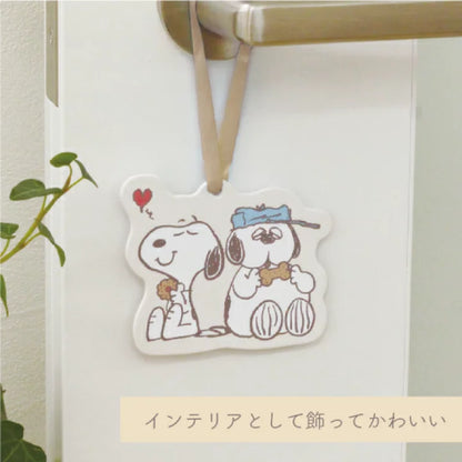 Snoopy｜室内悬挂型芳香剤/消臭剤/除湿剤/香挂/做吊饰也很可爱｜約H100×W95mm以内