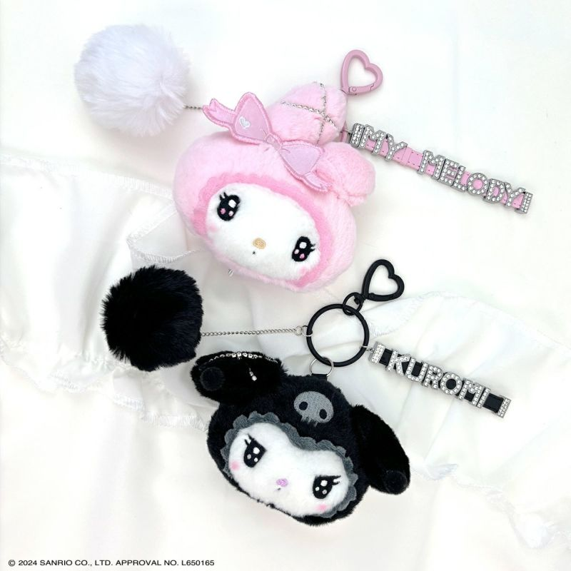 Sanrio三丽鸥｜Sanrio Plush Keychain偶像系列毛绒大脸华丽字母钥匙扣/挂件｜约14×6×7cm