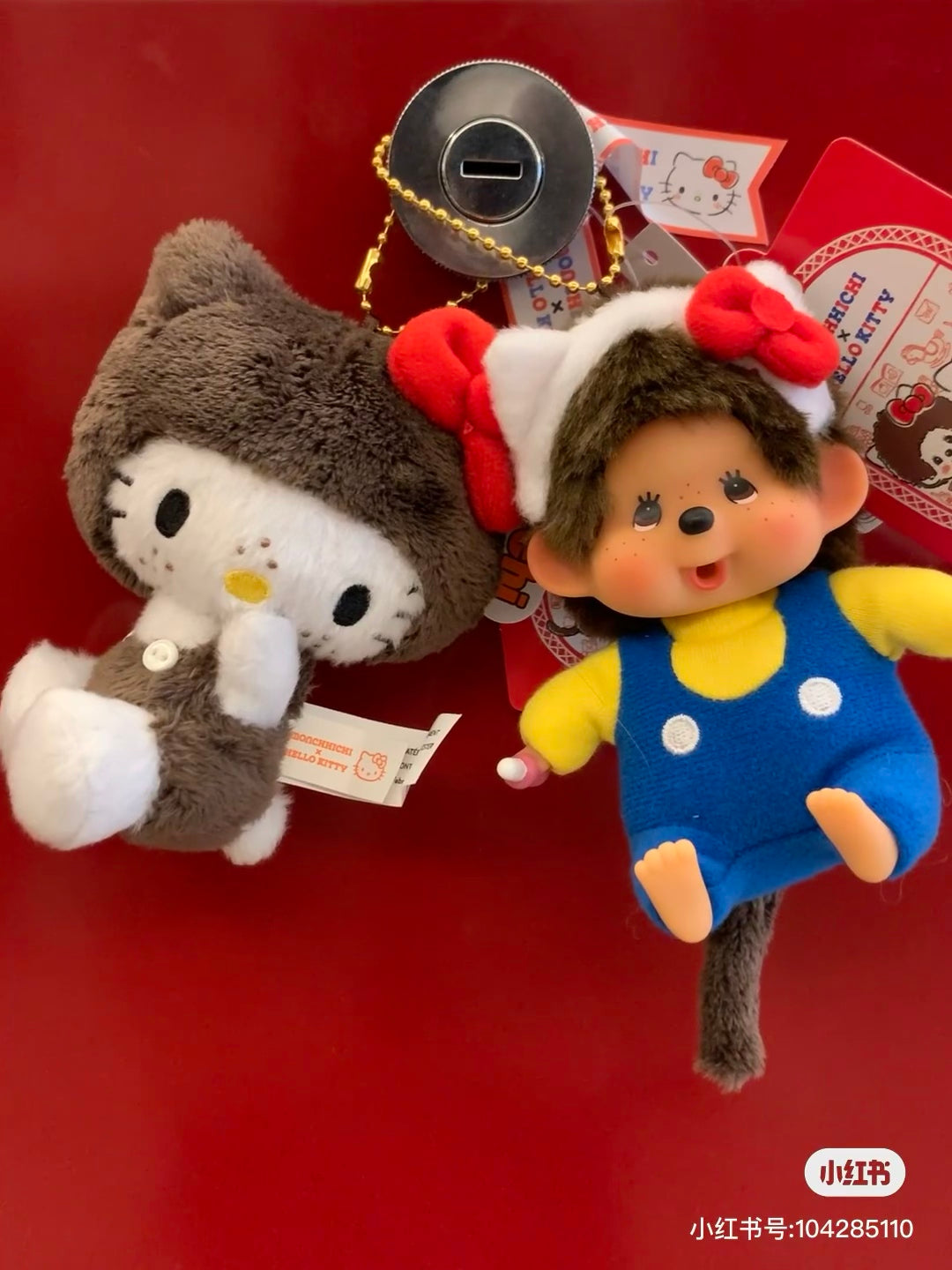 Monchhichi｜Hello Kitty x Monchhichi Big Face (SS) Keychain  Plush Toy｜H12 x W7.5 x D6cm approx.