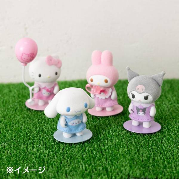 Sanrio三丽鸥｜Sanrio Original Flocked Doll  / Pitatto Friends Mini植绒换装娃娃小摆件/小鼻嘎｜约 4×0.1×4cm