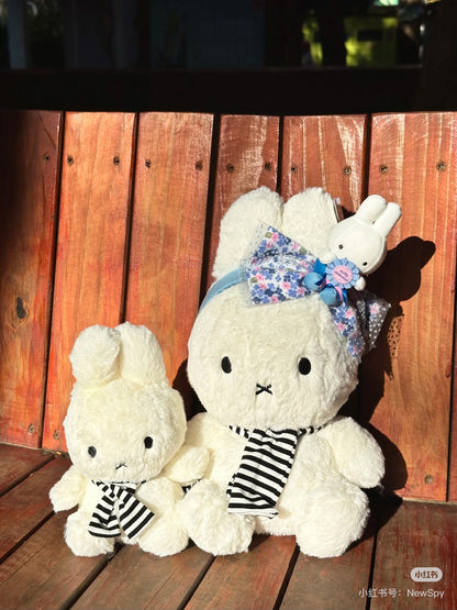 Miffy米菲｜BON TON TOYS - Miffy sitting with scarf黑白条纹围巾坐姿毛绒玩偶/公仔｜约23 cm - 9&