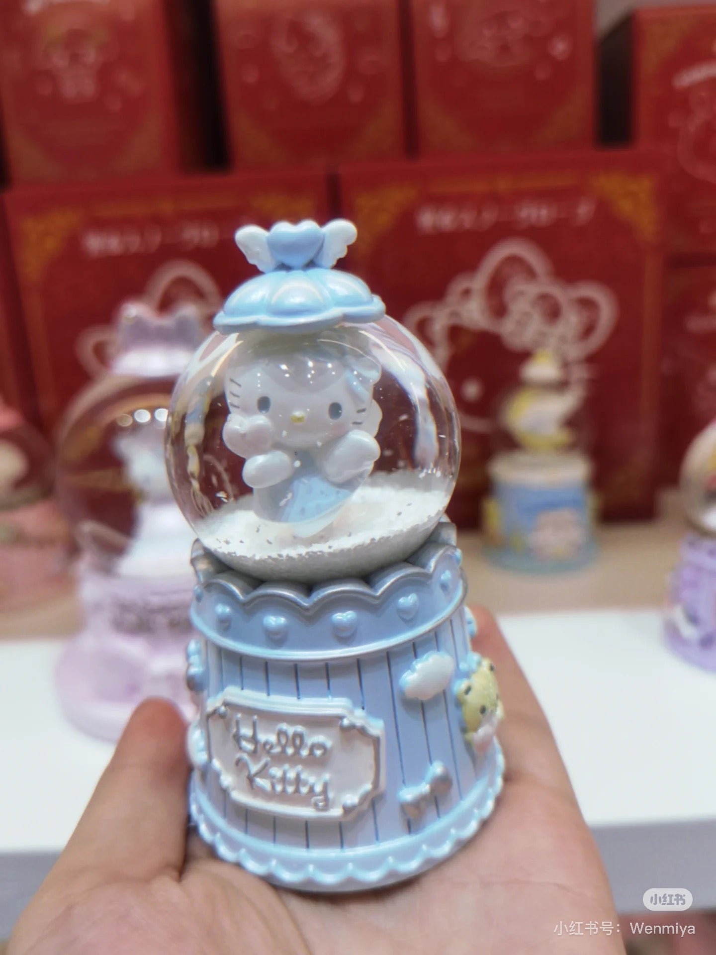 Sanrio三丽鸥｜Snow Globe (S) 2024年圣诞限定可爱角色小号水晶球｜约5.5×5.5×9.5cm